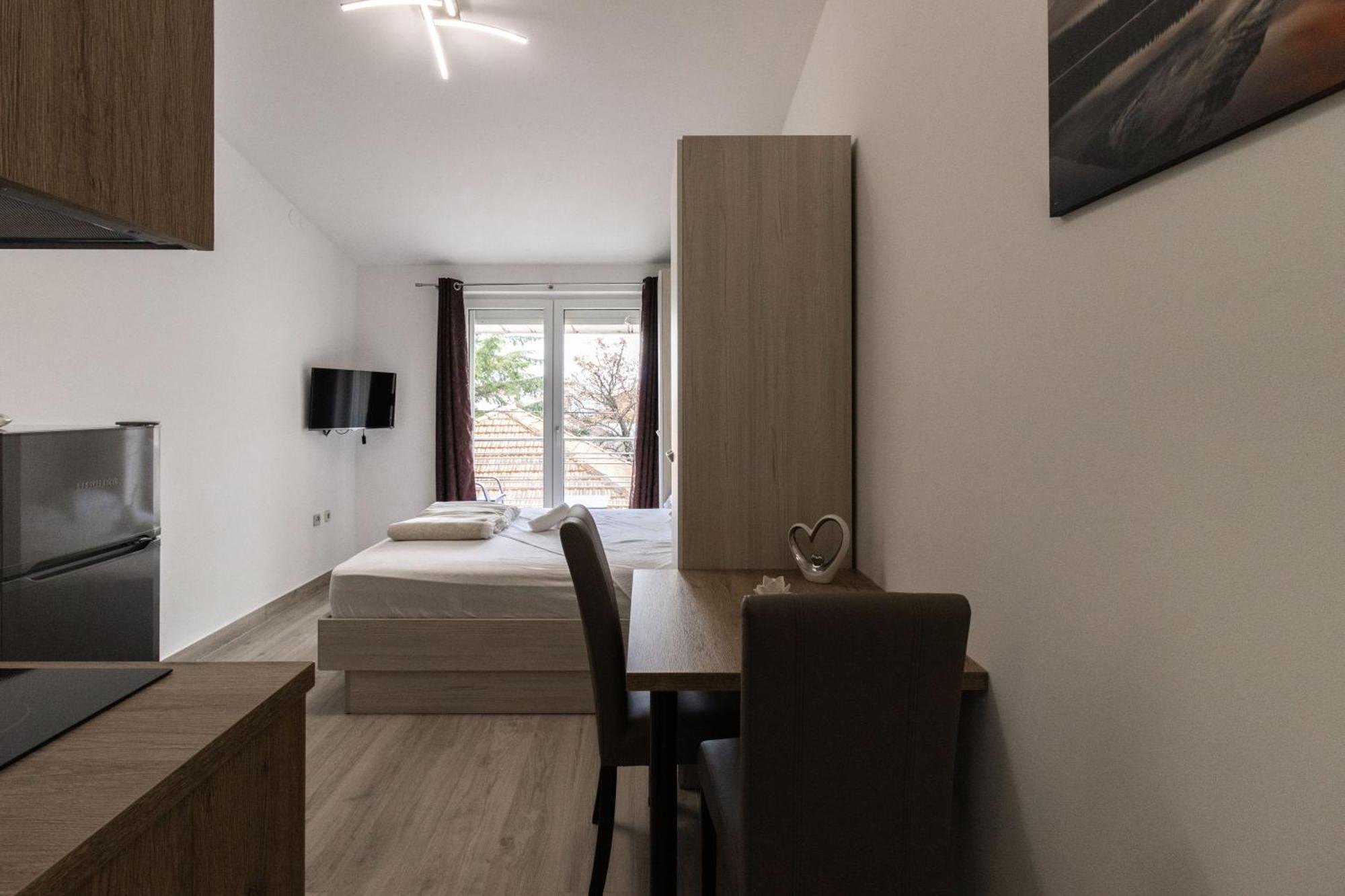 بيوغْغاد نا موغو Antonela Apartment المظهر الخارجي الصورة